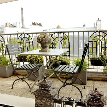 Trocadero Terrace *